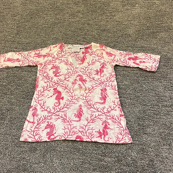 Beach cover up - Picture 1 of 1